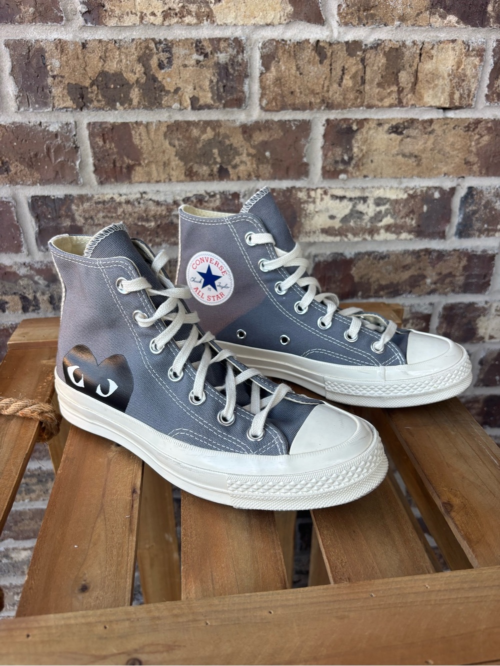Converse x Comme des Garçons PLAY Chuck 70 Hi Gray Heart Sneakers Sz 7W
